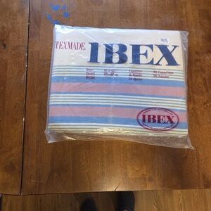 Vintage Texmade IBEX Queen Flannel Blanket - New Old Stock - Made in Canada - 90
